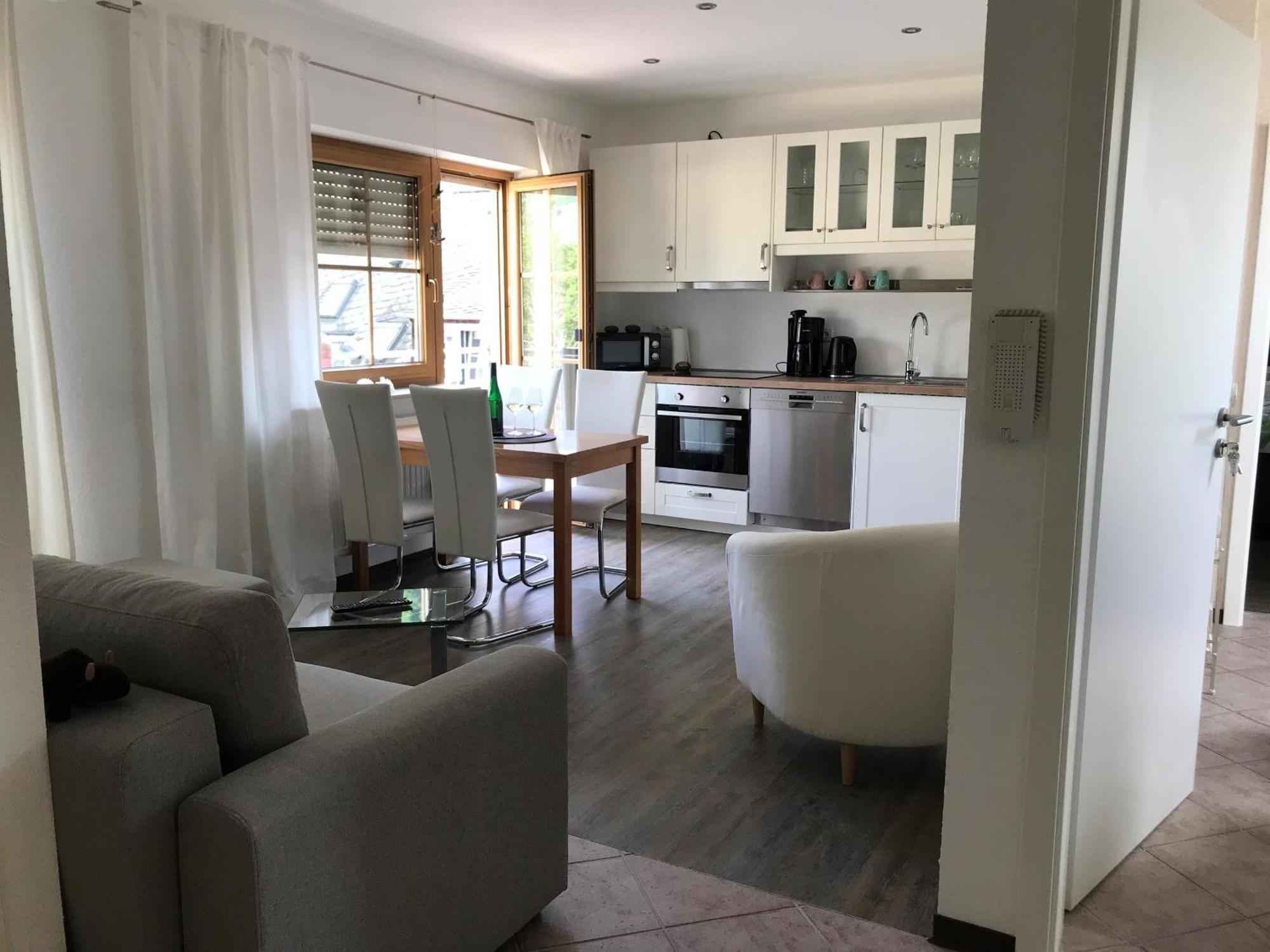 Appartement Bio-Ferienweingut Leyendecker à Kattenes Extérieur photo